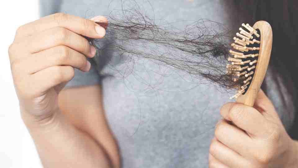 Hair Falling Out Dream: Are Your Relationships Falling Out?