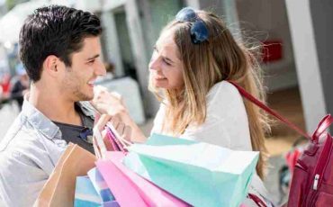 Dream Of Shopping: Time to Make Some Right Choice in Life!