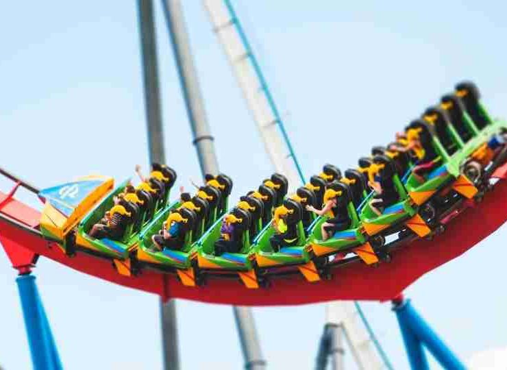 Roller Coaster Dreams - 25 Scenarios, Meanings and Life Insights