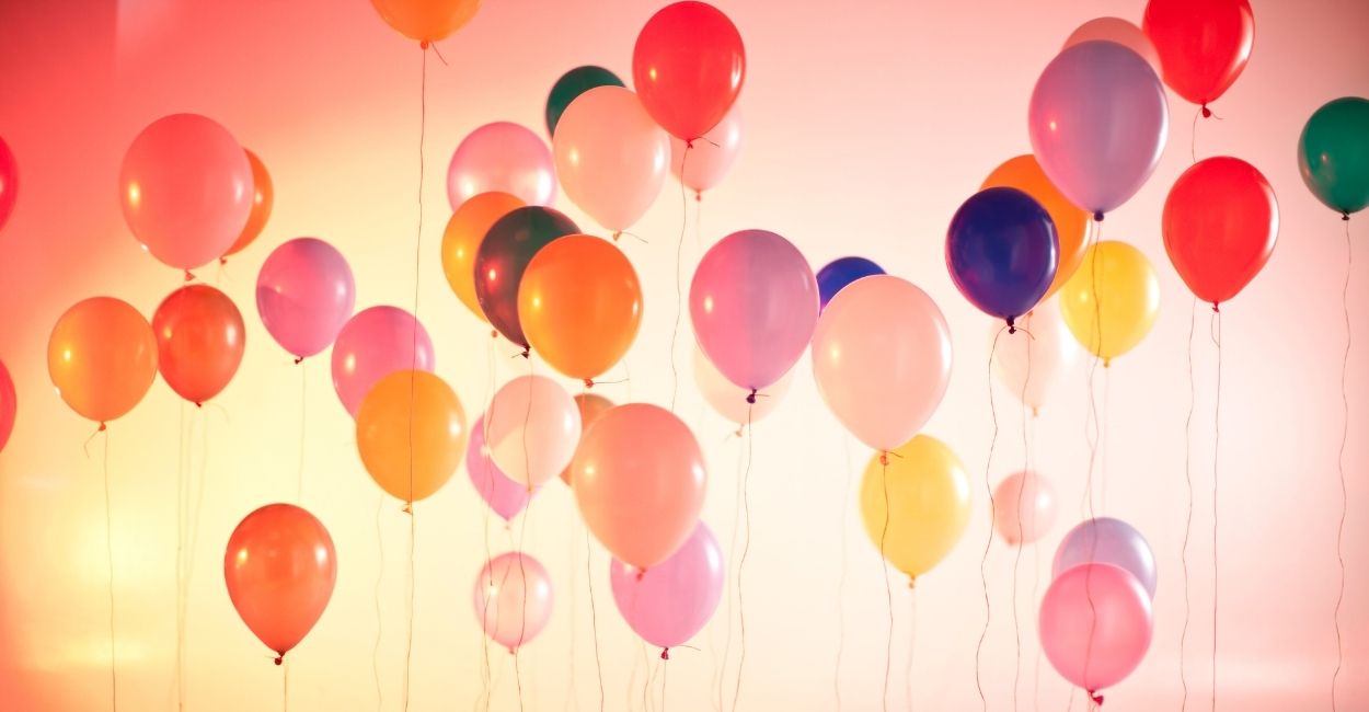 Balloons Dream Meaning - Various Scenarios & Interpretations