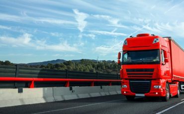Truck Dream Meaning – Never Lose Sight of Your Goal Under Any Situation