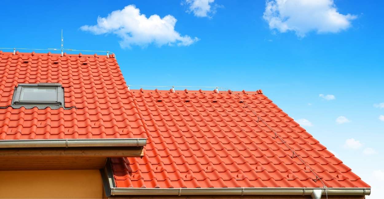Dream about Roof - 50 Types & Their Interpretations