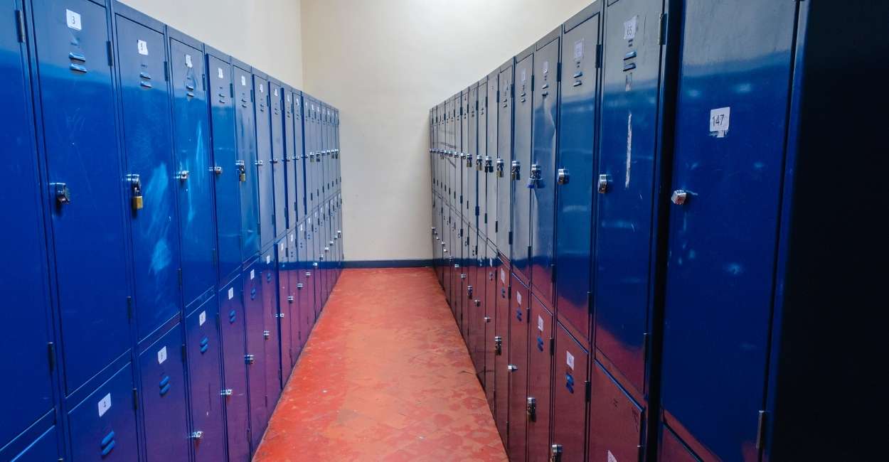 Dream about Locker Room – Does It Suggest That You Are Guarding Secrets?