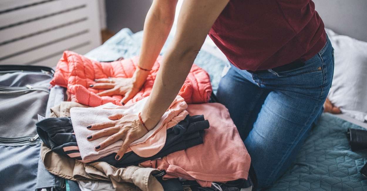Dream about Packing – 45 Types & Their Interpretations