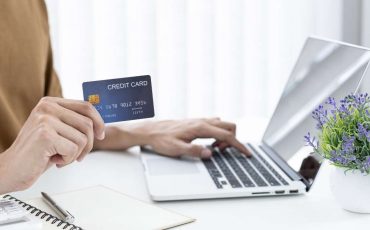 Dream about Credit Card - Does It Mean Financial Crisis or More?