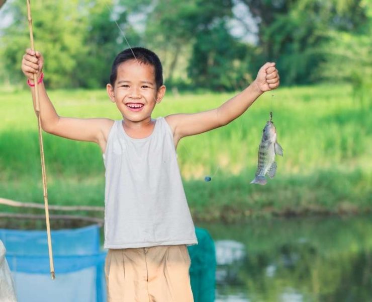 Dream of Catching a Fish – 35 Types & Interpretations