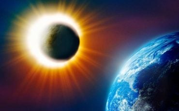 Dreams about Solar Eclipse – Beware! There is Something You Need to be Careful of!