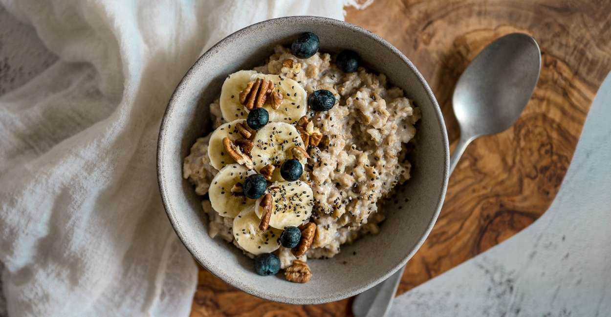 A Dream Of Oatmeal - Does it Signify Healthy Lifestyle?