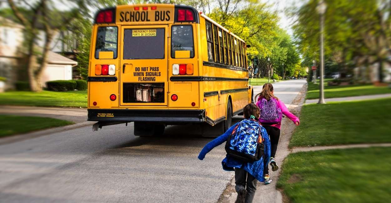 Dream about School Bus - Is Loneliness Bothering Your Life