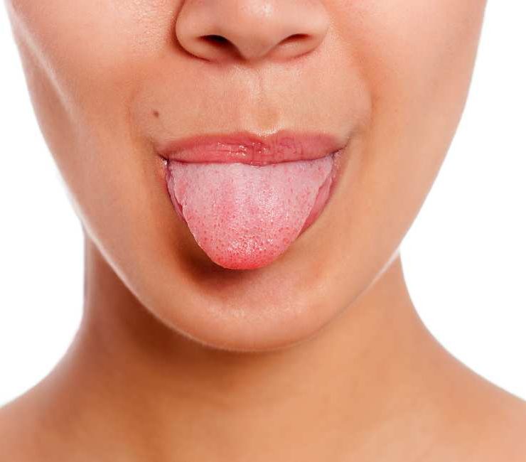 Tongue Dream Meaning – 35 Types & Their Interpretations