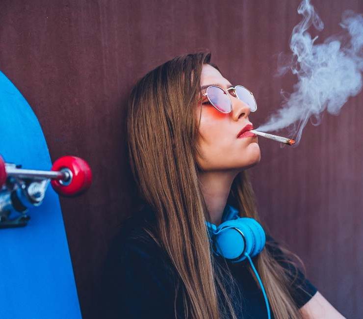 Dream about Smoking Weed – 10 Scenarios & Their Meanings