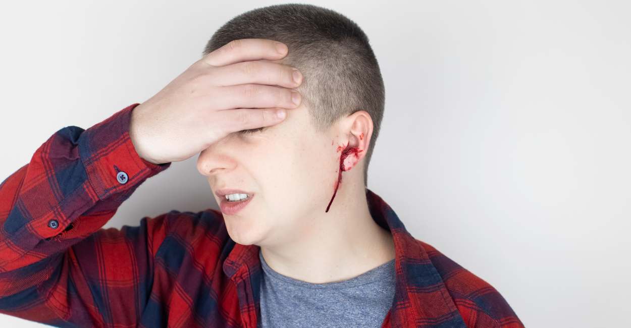 Dreaming about Bleeding Ear – Does That Indicate Tough Times?