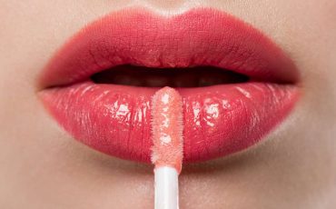 A Dream About Lip Gloss 50 Scenarios With Meanings