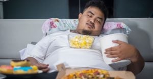 Can Certain Food Before Bedtime Cause Nightmares and Bizarre Dreams - Experts Opinion