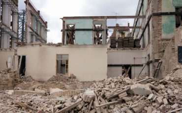 Dreaming about Destruction of Buildings - Does That Mean It's Time to Move on From the Past?