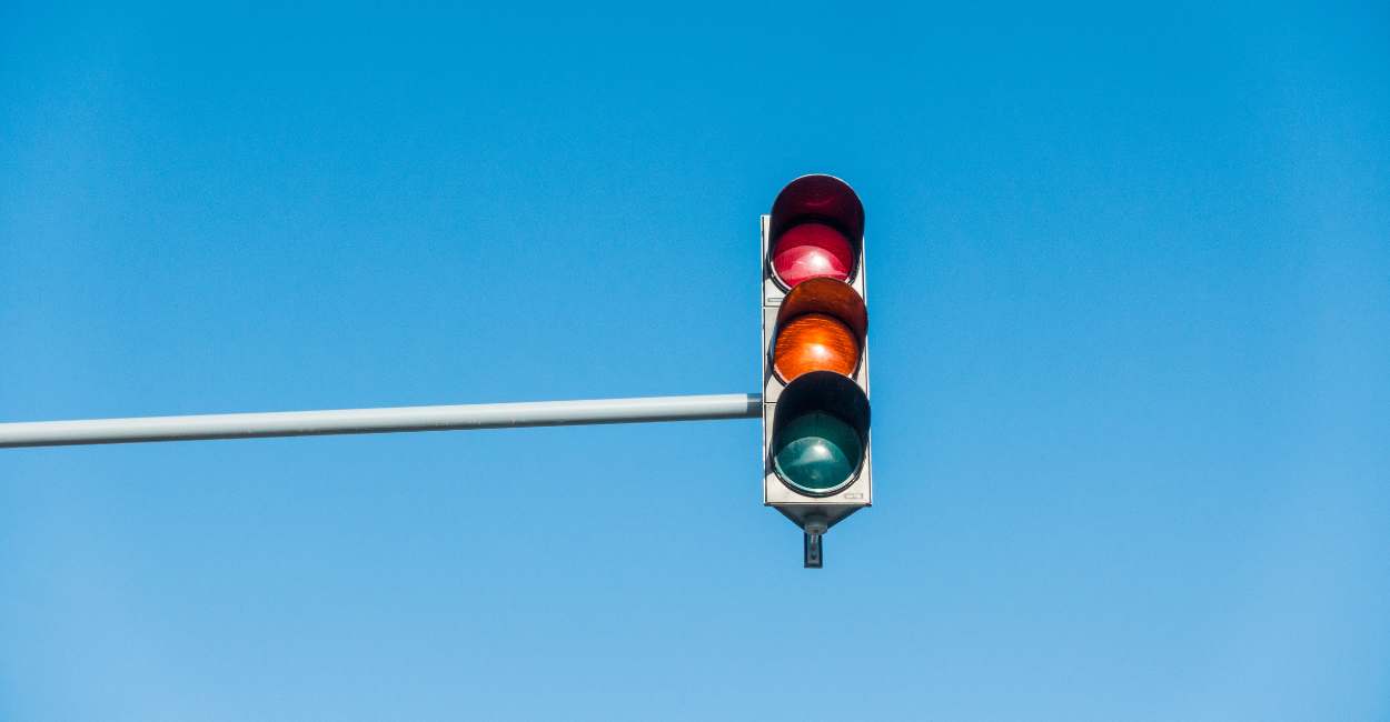 Dream of Traffic Lights - Want to go on a long drive