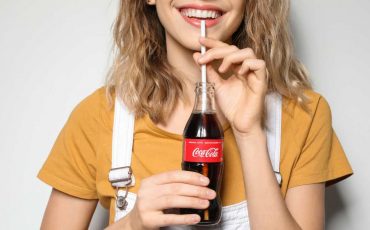 Dream of Drinking Coke - Do You Want To Have Something Refreshing